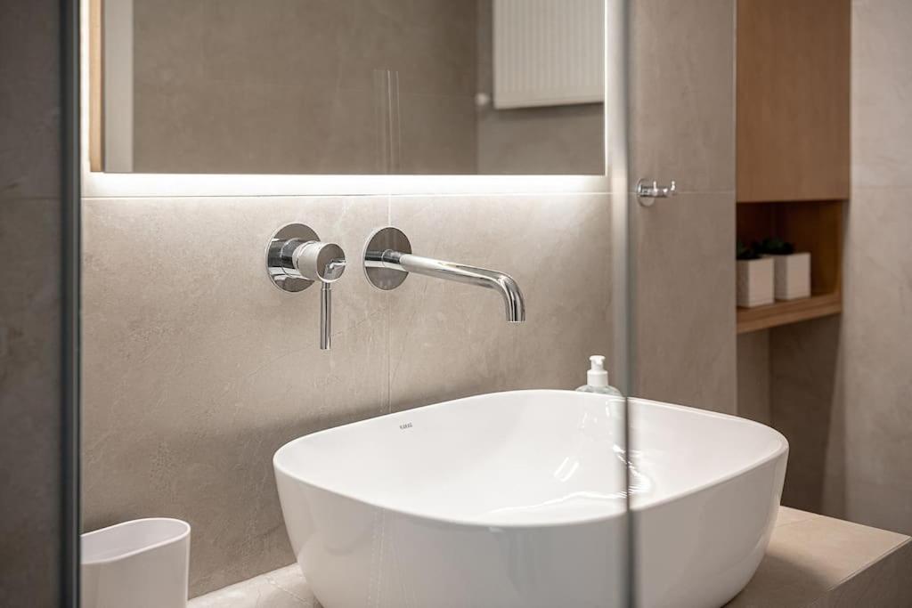 Angelo Luxury Apartment 干尼亞 外观 照片